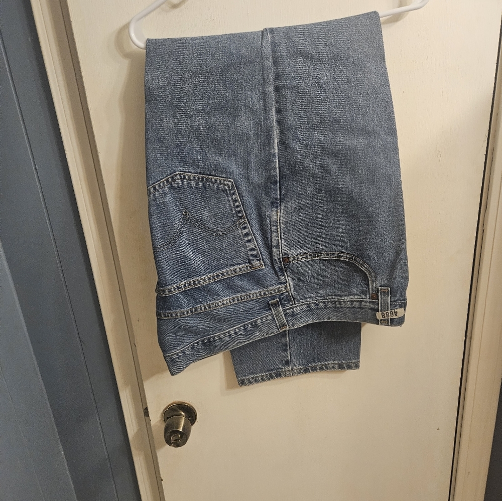 Levis Classic Blue Denim Jeans